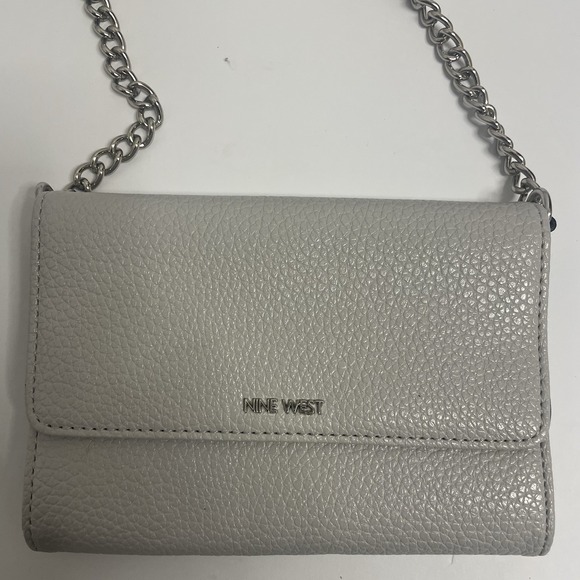 Nine West‎ Purse Handbag Crossbody Pebbled Gray with Adjustable Chain Strap - Picture 1 of 9